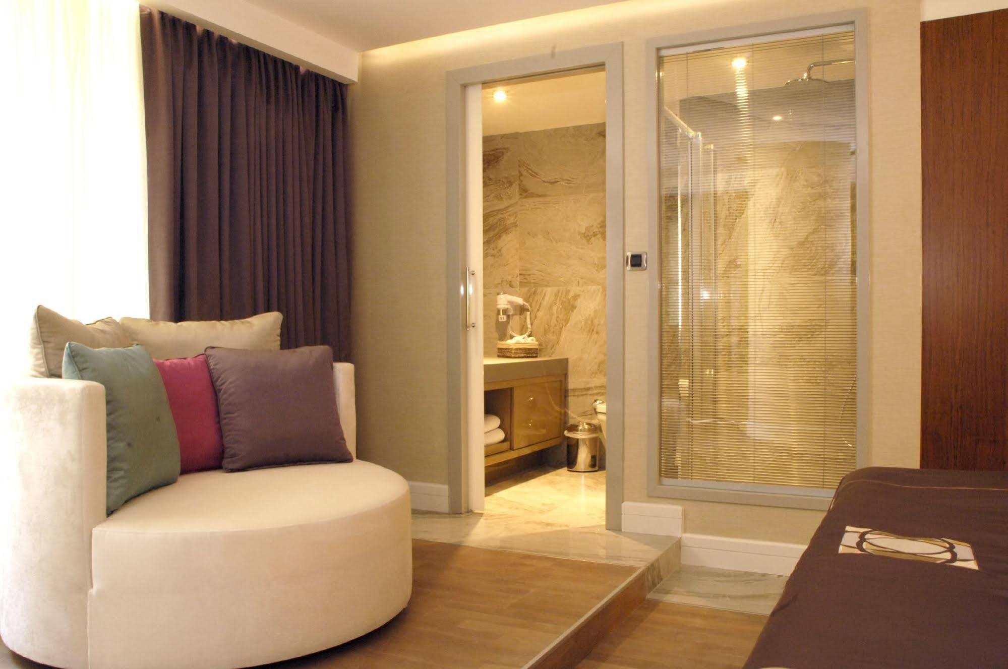 Taba Luxury Suites And Hotel Estambul Habitación foto